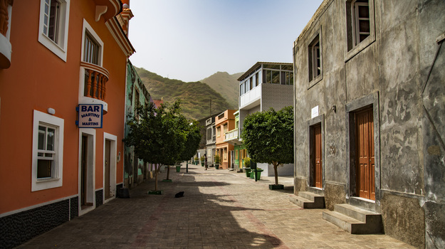 Sleeping in Brava is to escape luxury