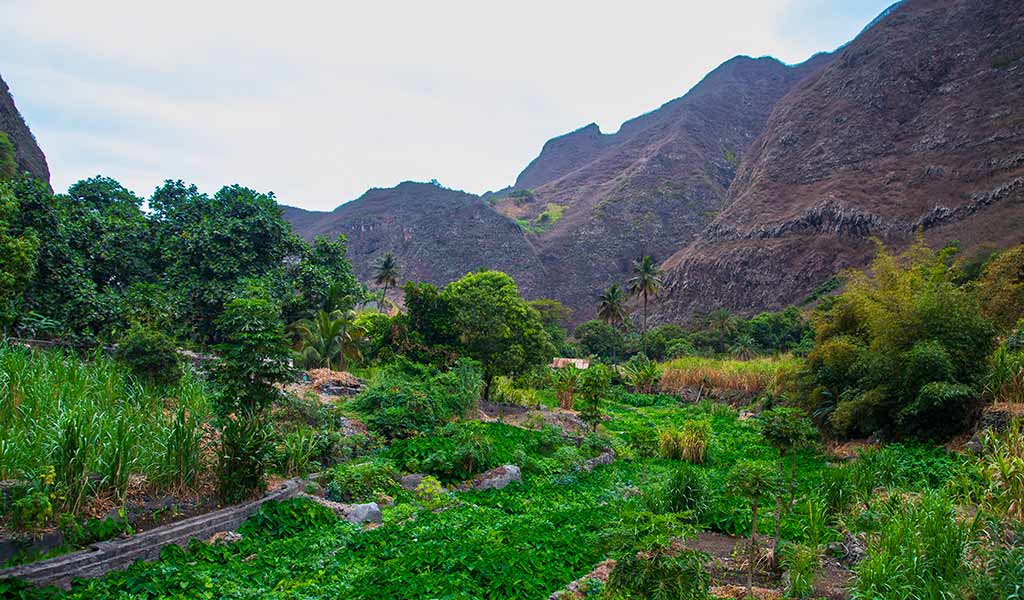 Island of Santo Antão: an adventure through the mountains, beaches and local traditions